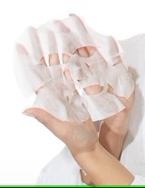 Living Nature Bee Venom Mask pack