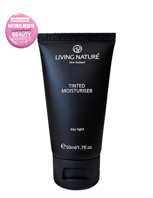 Living Nature Tinted Moisturiser Day Light 50ml