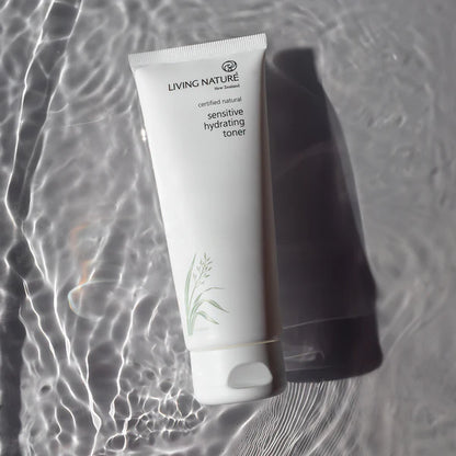 Living  Nature Sensitive Hydrating Toner