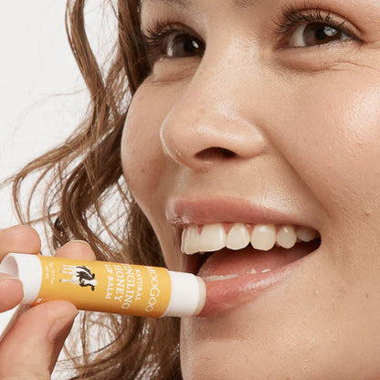 MooGoo Lip Balm - Tingling Honey 5g
