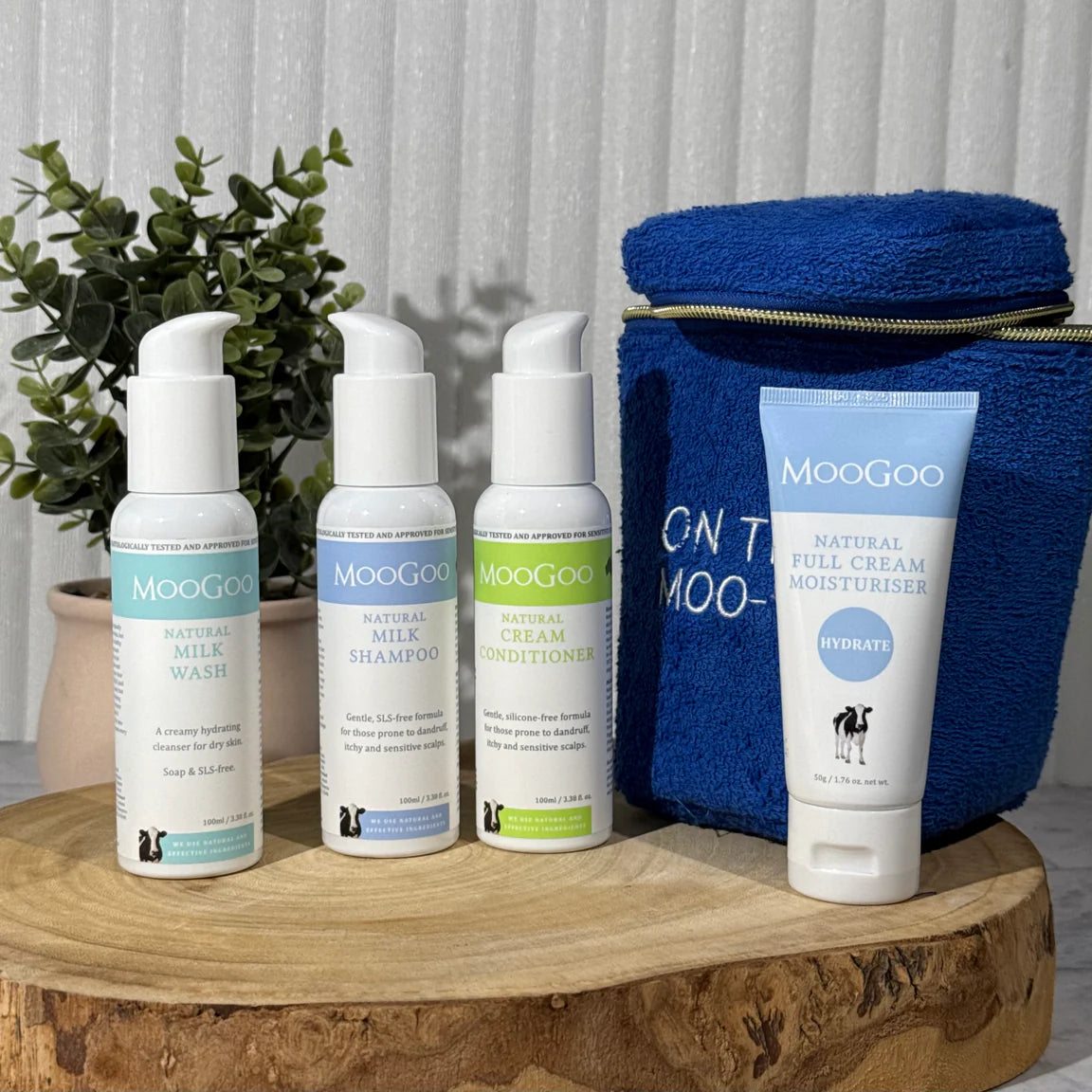 Moogoo Travel Pack